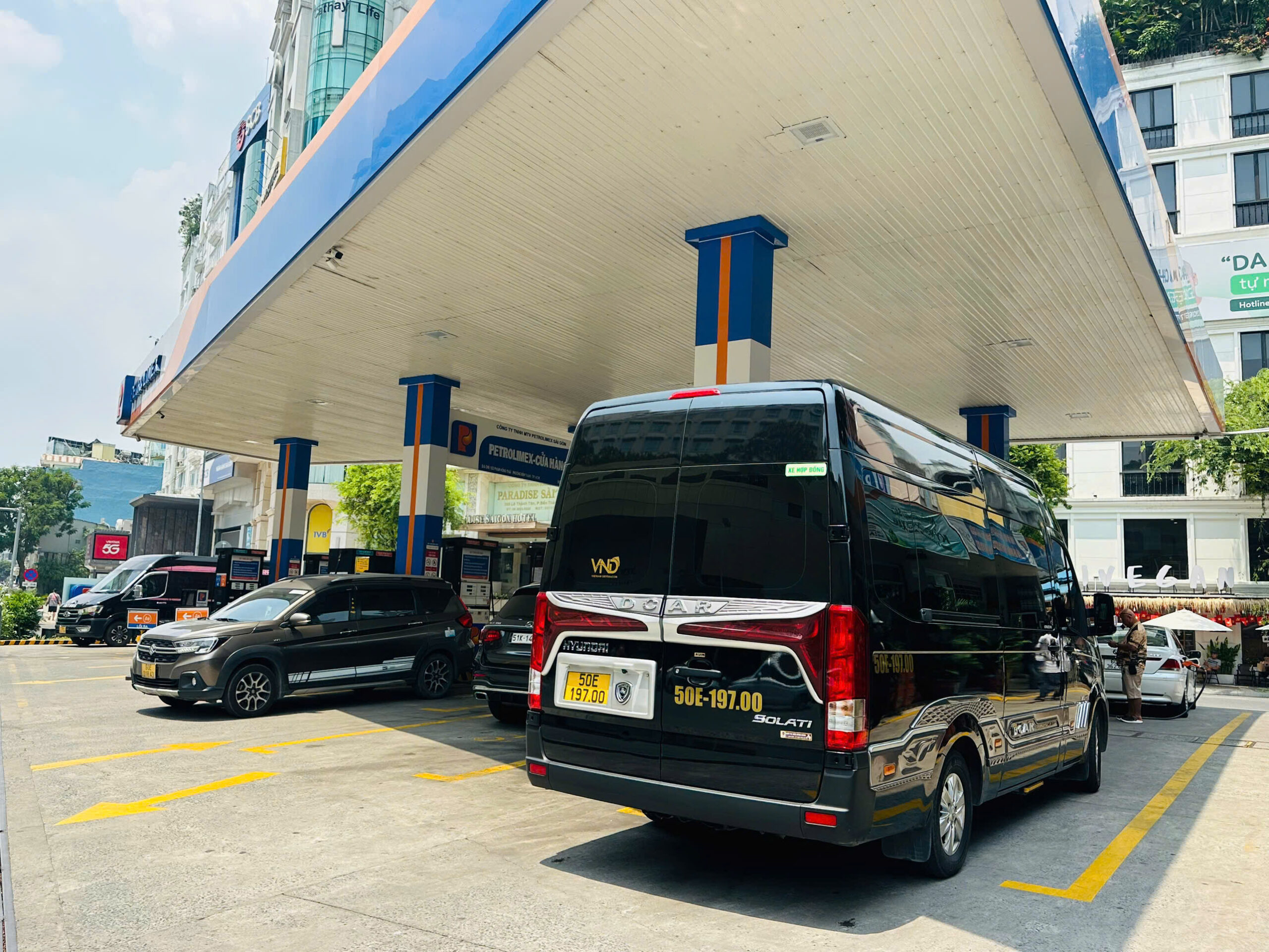 Thuê xe limousine đi Phú Quốc
